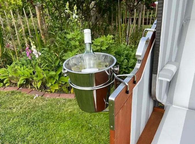 Foehrliebt Reetdachhaus * Alkersum